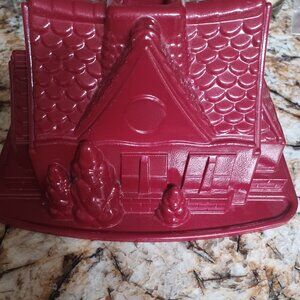 NWOT RED NORDIC WARE GINGERBREAD HOUSE BAKING PAN